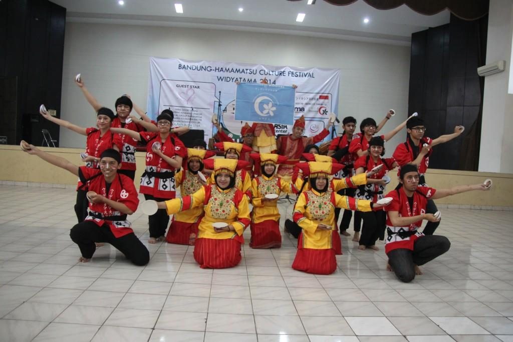 Program Studi Bahasa Jepang-Fakultas Bahasa menggelar Acara “Bandung-Hamamatsu Culture Festival Widyatama 2014”