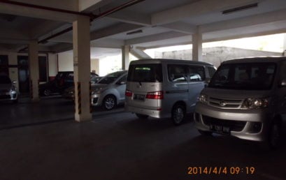 Parkir3 409x258 - Sarana Parkir