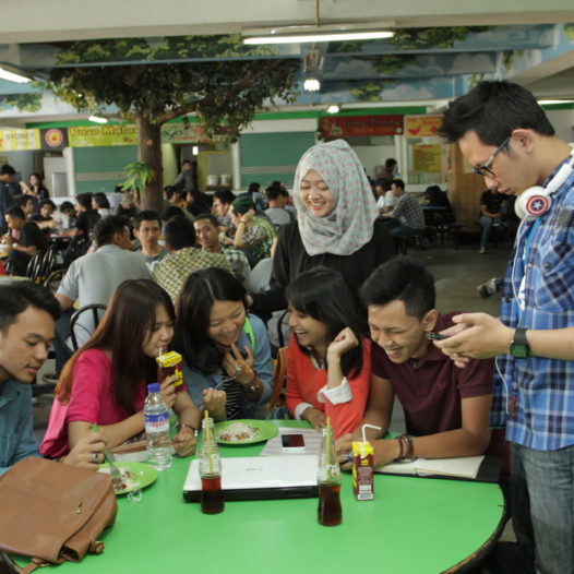 food court 526x526 - Food Court