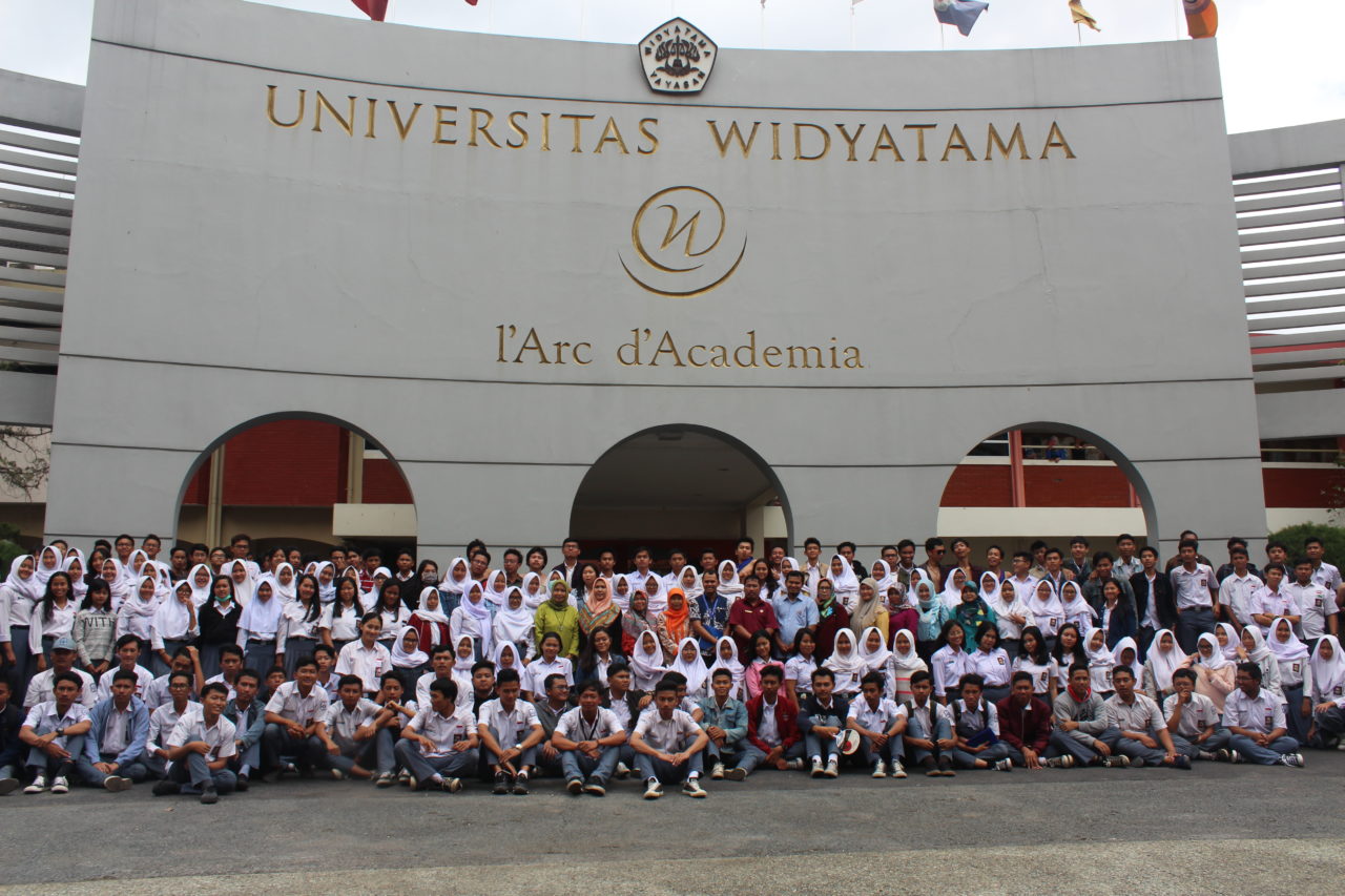 Visitasi SMAN 27 Bandung ke Widyatama