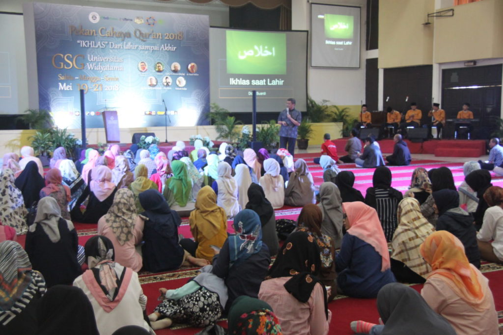 Civitas Academica of Widyatama Strengthen Faith in the Holy Month through the Pekan Cahaya Qur’an