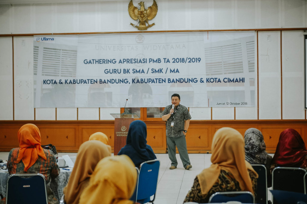 DSCF2035 1024x683 - Perwakilan Siswa/i Se Kota Bandung Menjajal Gedung Pusat Kegiatan Mahasiswa Widyatama