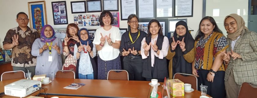 Collaborative visit from the Deputy Director of the International Education Institute of the University of St Andrews, United Kingdom to English Department of Widyatama University