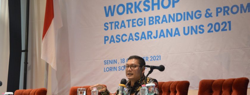 Increase the Number of Postgraduate Students UTama’s Rector Trusted to Become a Speaker at UNS Surakarta