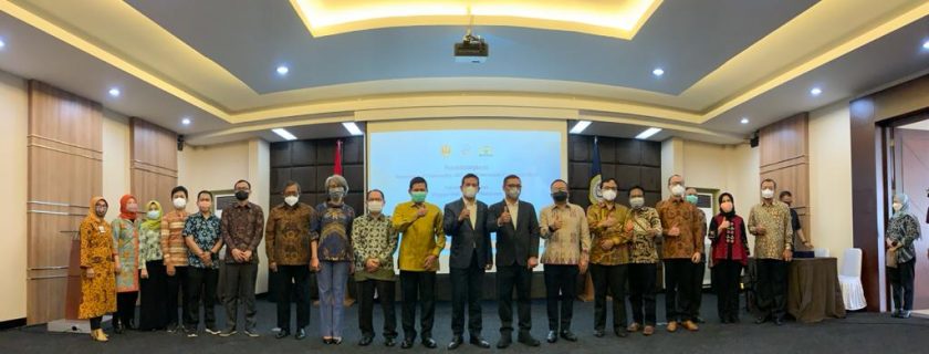 Iwa Gartiwa Ketua KADIN Bandung: “UTama Kampus Paling Perhatian Kepada Kemajuan UKM”