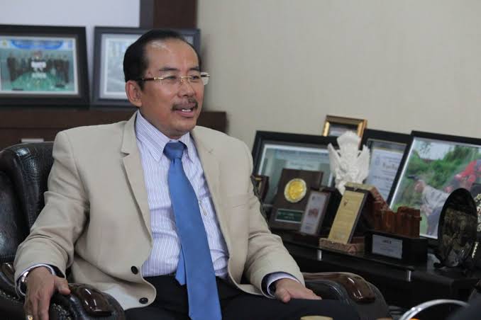Tanggapan Prof Eddy Ketua APTISI Jabar, Atas Capaian Prof Obi Membawa UTama Menjadi PTS No 1 Di Bandung
