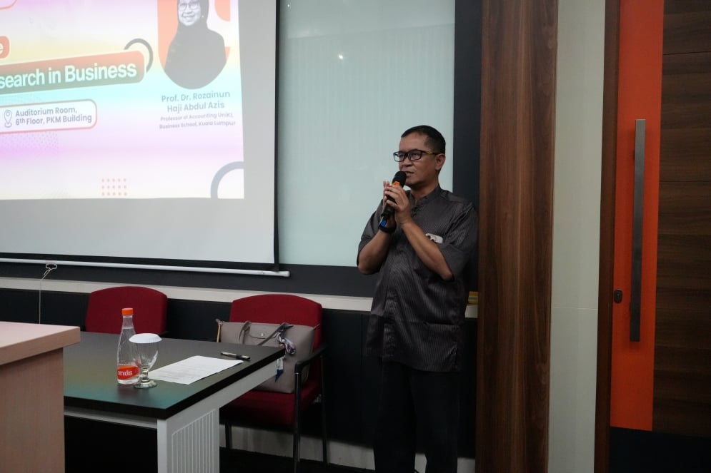 visiting lecturer