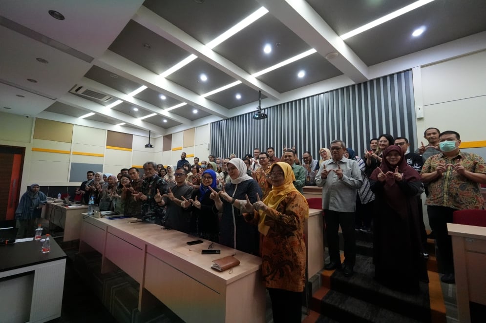 visiting lecturer